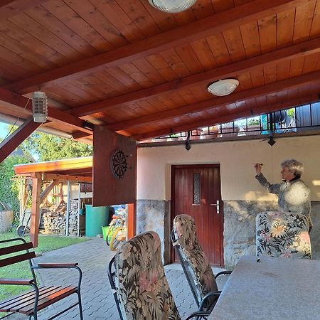 Flamingo Apartman Sopron Buitenkant foto