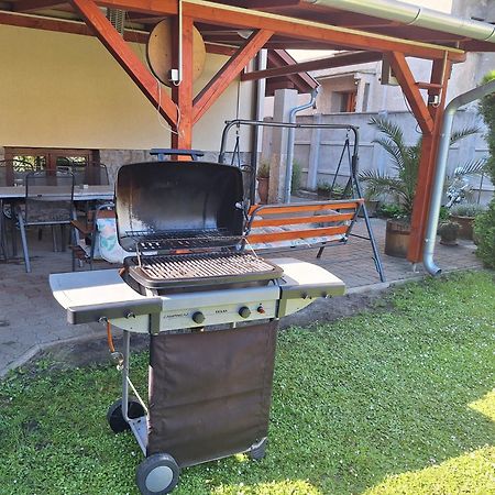 Flamingo Apartman Sopron Buitenkant foto