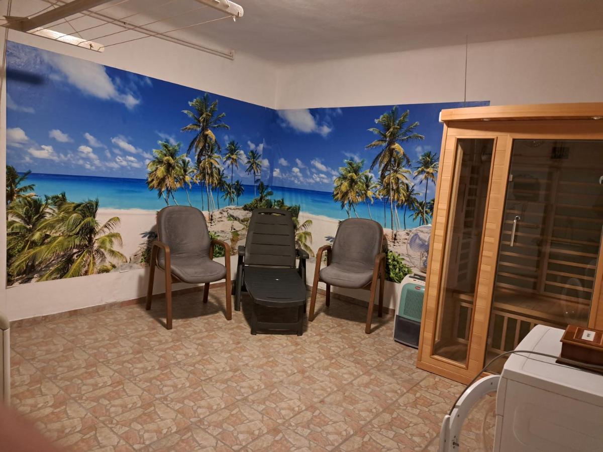 Flamingo Apartman Sopron Buitenkant foto